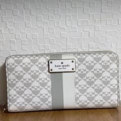 sin 様専用  ケイトスペード 長財布のサムネイル