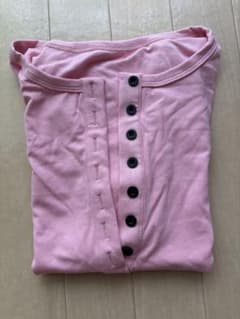 カジュアルボタンデザイン 半袖Tシャツ　ピンクのサムネイル