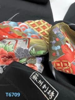 コート地 蘇州刺繍 草木染 絵羽コート 黒地 正絹 反物 T6709 - メルカリ