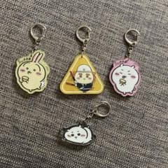 ちいかわ　ラメアクリルキーホルダーのサムネイル
