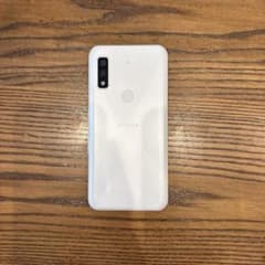 トウン様 arrows スマートフォン 本体 ホワイト - メルカリ