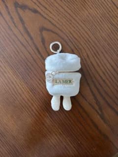 【非売品・新品】LA MER ドゥ•ラ•メール ふわふわポーチ ノベルティ白のサムネイル