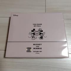 スプーンとフォークのセットのサムネイル