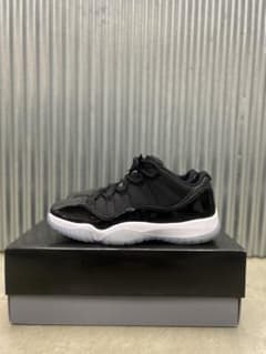 Nike Air Jordan 11 Low BLACK/ROYAL-WHITEのサムネイル