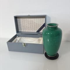 翡翠色　七宝焼　花瓶 ⭐ 七宝焼 花瓶 翡翠色 箱付き 未使用品！ - メルカリ 工芸品