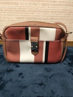 値下げ　サミールナスリ　ショルダーバック　FILAコラボのサムネイル