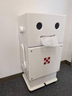 アウトレット特別価格 ロボット型 収納キャビネット ロビット ホワイト