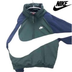 NIKE アノラックパーカー ナイロンジャケットビッグスウォッシュ 美品のサムネイル