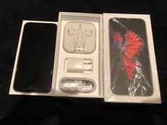 おまめ様専用  iPhone 6s Space Gray 32GBのサムネイル