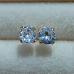 ✧天然石ホワイトジルコン3.0mm✧　ピアス　ステンレスのサムネイル