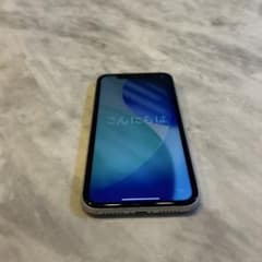 iPhone11 本体 ホワイト 64GB - メルカリ