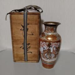 九谷焼 金彩 人物図 花瓶 木箱入り 九谷焼 金彩 人物図 花瓶 木箱入り - メルカリ