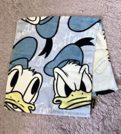 【Disney】ドナルドダック　フェイスタオル　（新品未使用）のサムネイル