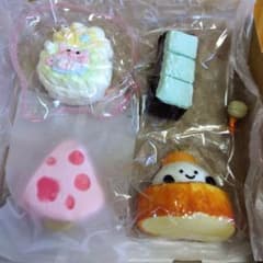 ブランドトロンスクイーズ　セット販売　キラキラ袋いちごアイス 等のサムネイル