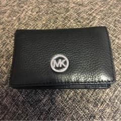 takatani様専用マイケルコース財布のサムネイル