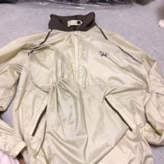 雨の日にゴルフ場で買いました。のサムネイル