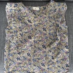 値下げ　花柄 フリル ノースリーブ ブラウスのサムネイル