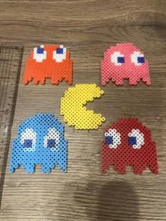 パックマンとゴーストのアイロンビーズのサムネイル