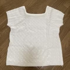 ニット　Tシャツのサムネイル