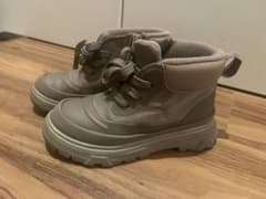 ZARA ハイカットキッズスニーカー　16.5cmのサムネイル