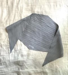 プリーツプリーズストール⭐白×グレー ISSEY MIYAKE イッセイミヤケ プリーツ ストール ひし形 グレー - メルカリ