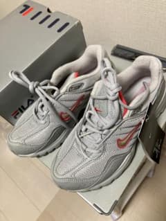 NIKE　ナイキ　グレー/ピンク スニーカー　23cm新品同様のサムネイル