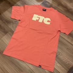 FTC Tシャツ ピンク Mサイズのサムネイル