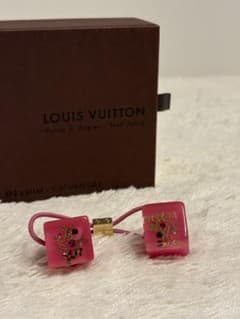 未使用品⭐️Louis Vuitton キューブ ヘアゴム ライト ピンク - メルカリ