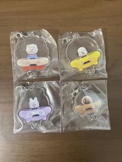 BT21 The Journey 연결하는 아크릴 매력