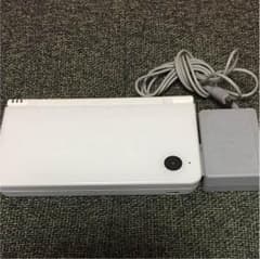 ニンテンドーDSi LL （シリアルナンバーなし）のサムネイル