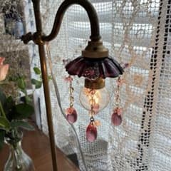 1920年代 フランス アンティーク 雨に濡れた可愛いお花のミニシャンデリア＊ ミニシャンデリア フランスアンティーク 1920年 ランプシェード