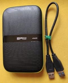 Silicon Power Armor A60 2TB HDD本体 代替数は少量 - メルカリ