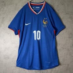 新品 NIKE フランス代表 エンバペ ユニフォーム 刺繍 M 新品 NIKE フランス代表 エンバペ ユニフォーム 刺繍 M | Mercari