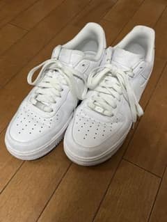 ［値下げ中］ナイキ AIR FORCE 1 07 ホワイトのサムネイル