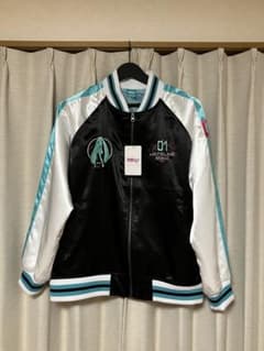 【新品】初音ミク XLサイズ HATSUNE MIKU スカジャンのサムネイル
