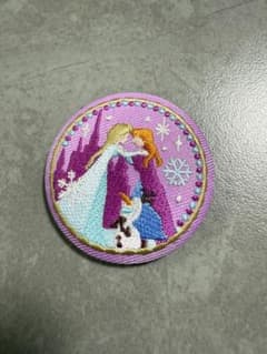 アナと雪の女王 ディズニー刺繍缶バッジのサムネイル