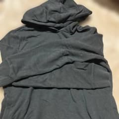 adidas 黒 パーカー ロゴ入りのサムネイル