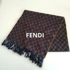 Fendi チェック柄マフラー ブラウン・ネイビー Fendi チェック柄マフラー ブラウン・ネイビー - メルカリ