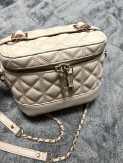 ♡randa キルティング2WAYバニティバッグ　クリーム♡のサムネイル