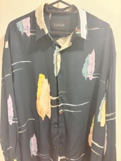 LiNoH 長袖シャツ 総柄 ブラック　1のサムネイル