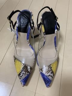【新品•未使用•タグ付き】ZARA ザラ✴︎ヒール パンプス サンダルのサムネイル