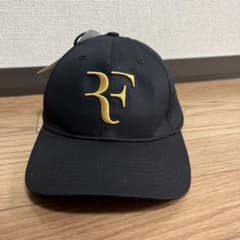 未使用 タグ付き ユニクロ ロジャーフェデラー 引退記念 RF キャップ