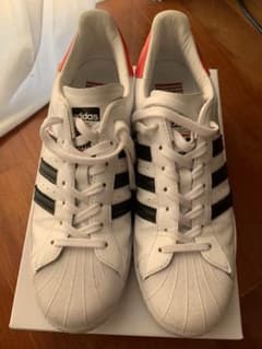 早い者勝ち！RUN DMC × ADIDAS SUPER STAR 50THのサムネイル