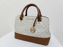 週末限定値下げ！！ 【美品】MICHAEL KORS MKロゴハンドバッグのサムネイル