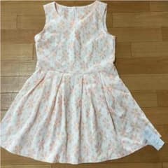 新品ワンピースのサムネイル