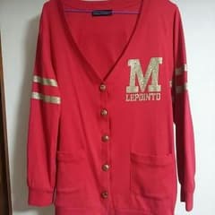 セーター似の服のサムネイル
