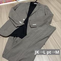CROSSMOVA カジュアルスーツ セットアップ ベージュ　春夏のサムネイル