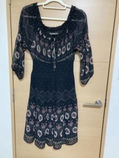 ZARA ワンピースのサムネイル
