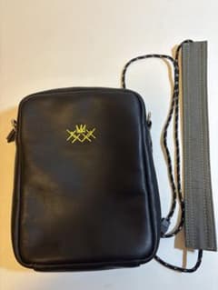 King Gnu CEREMONY レザーポーチ ショルダーバッグ King Gnu CEREMONY グッズ レザーポーチ ショルダーバッグ - メルカリ