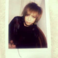 BugLug/優さん サイン入りチェキのサムネイル